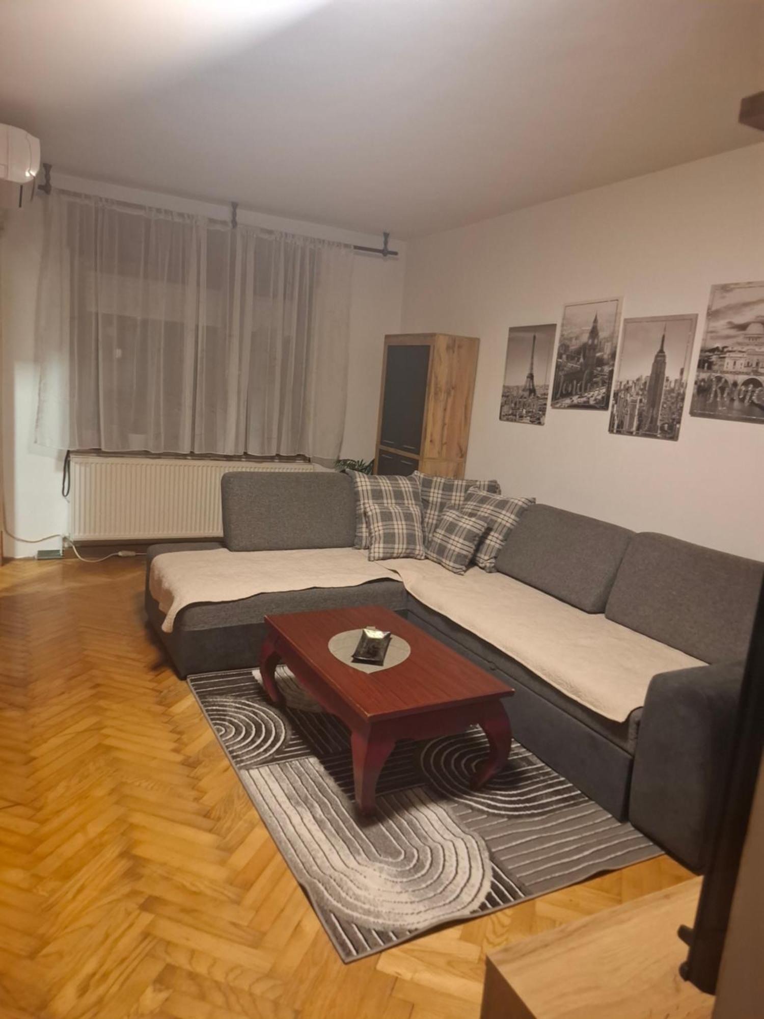 Zg Zapad Apartment *
